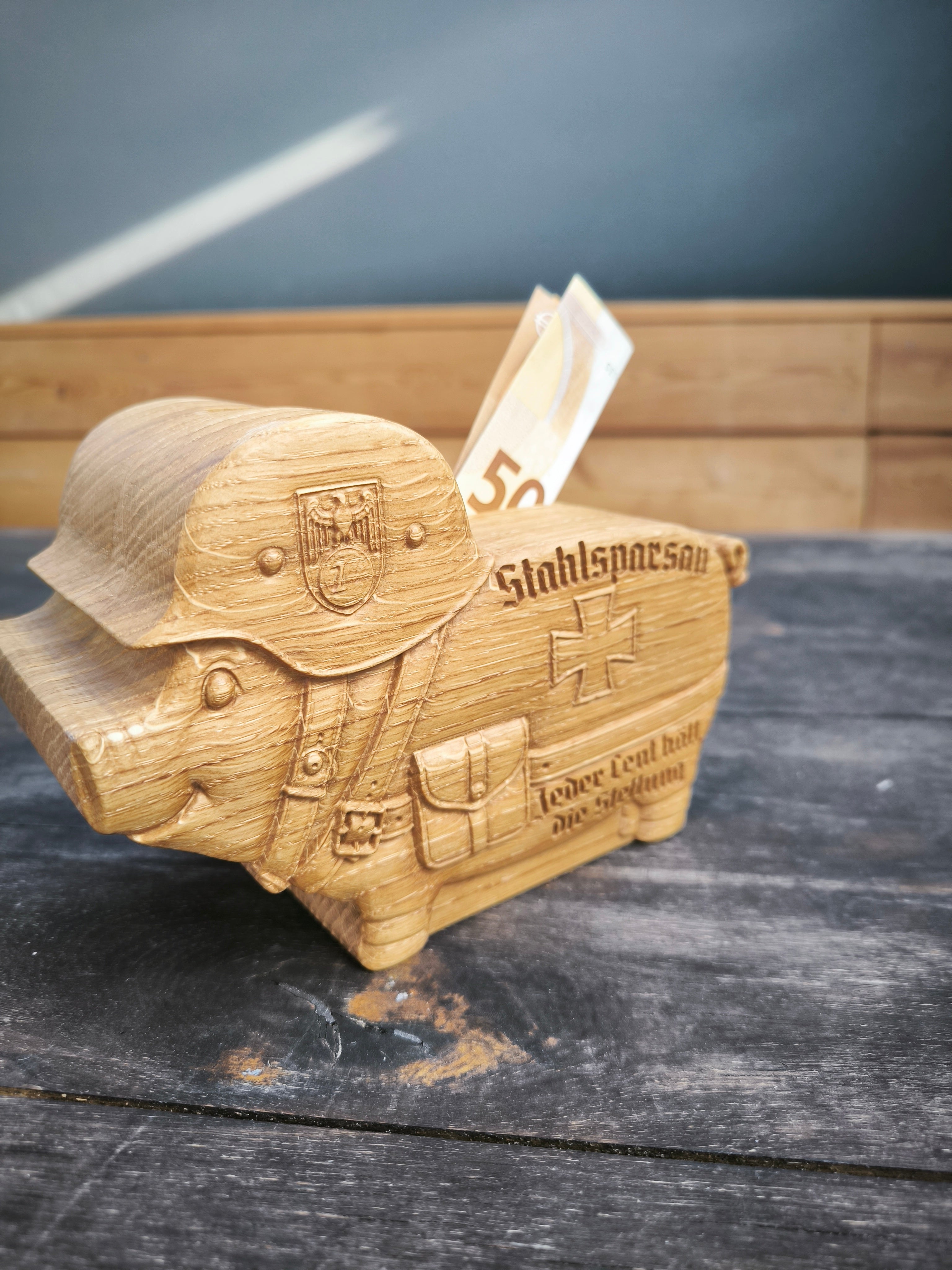 Sparschwein, Sparbüchse, Spardose -  "Stahlsparsau" aus Holz mit Musikfunktion – Handgefertigte Spardose mit individuellem MP3-Sound